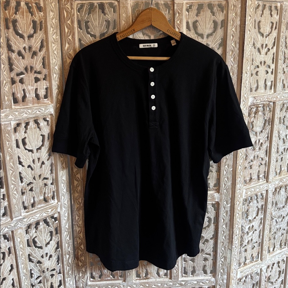 Buck Mason Pima Cotton Short Sleeve Henley Curved Hem Size M EUC - Picture 2 of 7